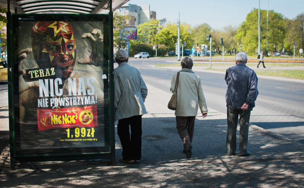 Przechodnie; Pedasterians